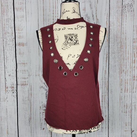 Forever 21 Maroon Small Distressed Grommet Punk Rock Cut Off Sleeveless Blouse - Picture 1 of 6